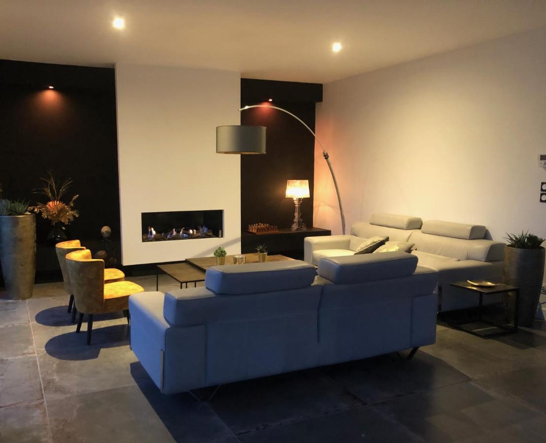 Hotelya - Lille Villeneuve D'Ascq Екстер'єр фото