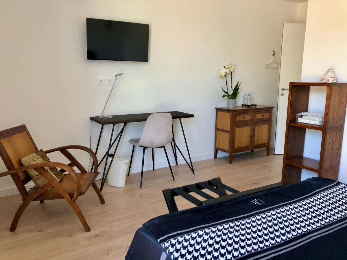 Hotelya - Lille Villeneuve D'Ascq Екстер'єр фото