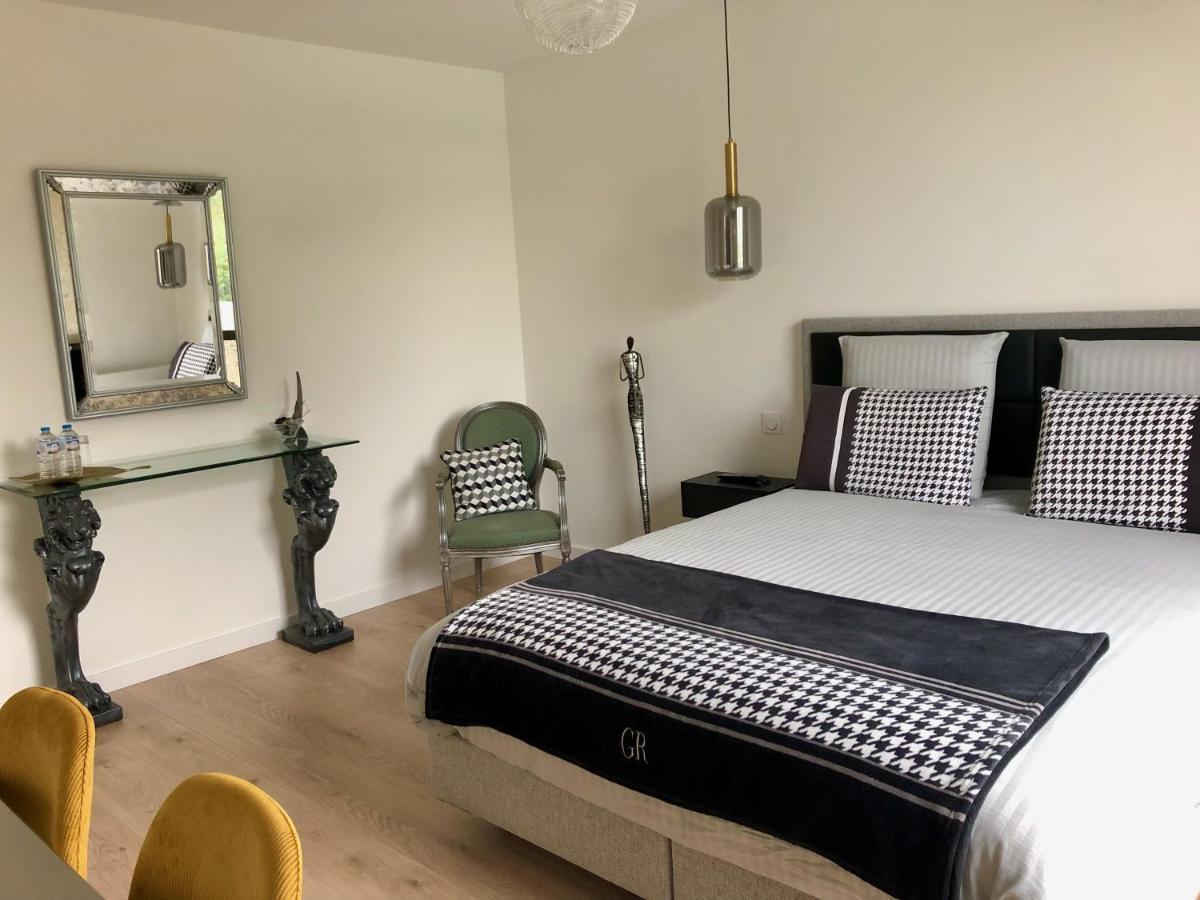 Hotelya - Lille Villeneuve D'Ascq Екстер'єр фото