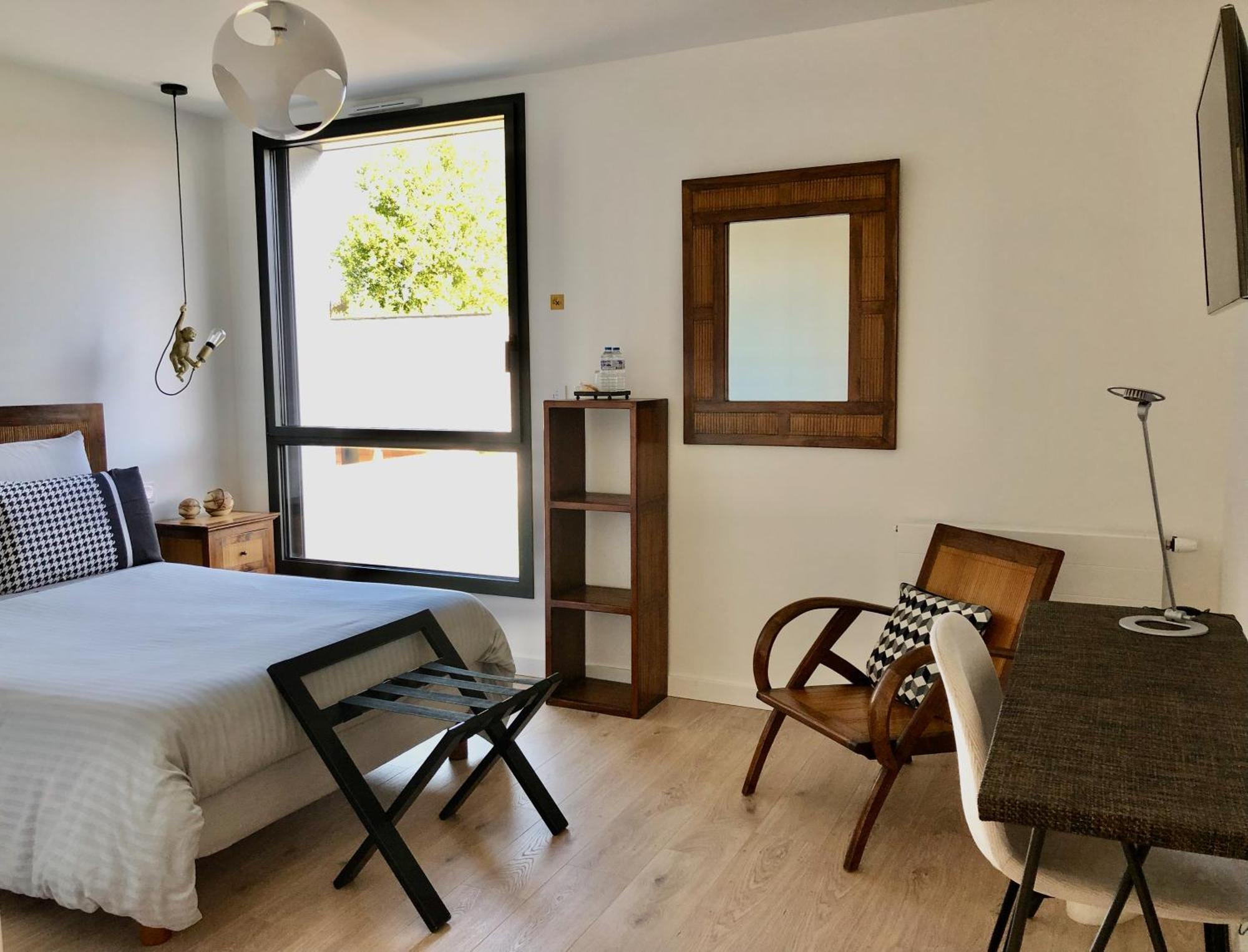 Hotelya - Lille Villeneuve D'Ascq Екстер'єр фото